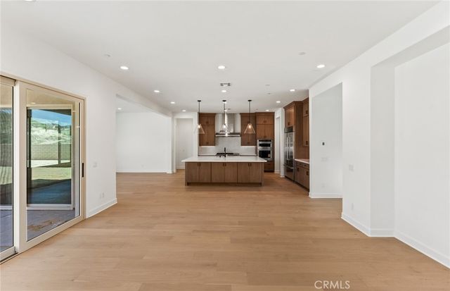 11838 Canoga Avenue, Chatsworth, CA 91311