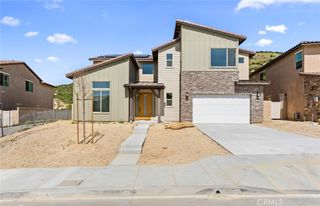 11838 Canoga Avenue, Chatsworth, CA 91311