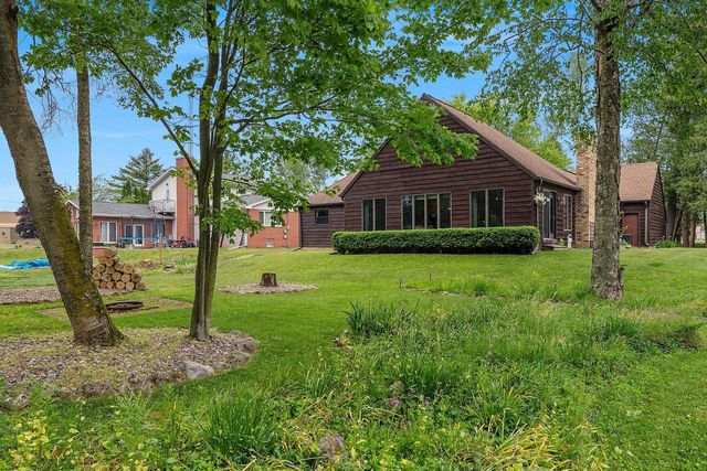 3204 Mishicot ROAD, Two Rivers, WI 54241