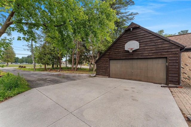 3204 Mishicot ROAD, Two Rivers, WI 54241