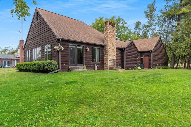 3204 Mishicot ROAD, Two Rivers, WI 54241