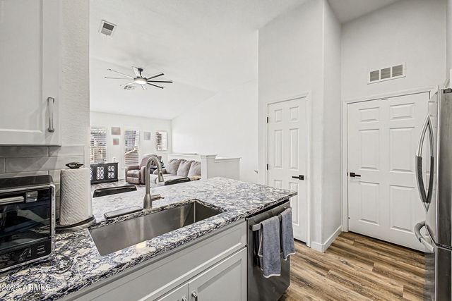 14250 W WIGWAM Boulevard 2824, Litchfield Park, AZ 85340