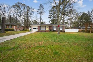 2479 Yolanda Trail, Ellenwood, GA 30294
