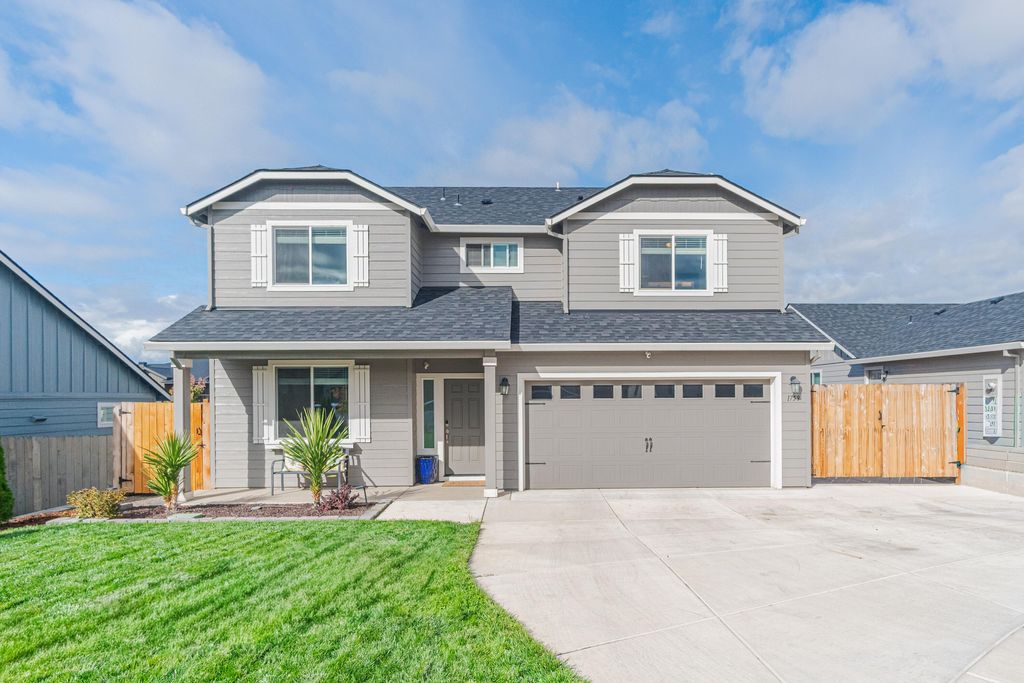 1759 Carrera Circle, Medford, OR 97504