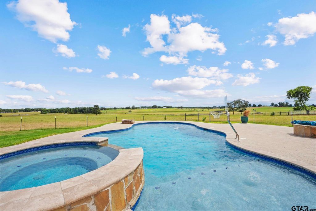 20141 CR 173, Bullard, TX 75757