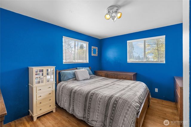 19525 86th Avenue W, Edmonds, WA 98026