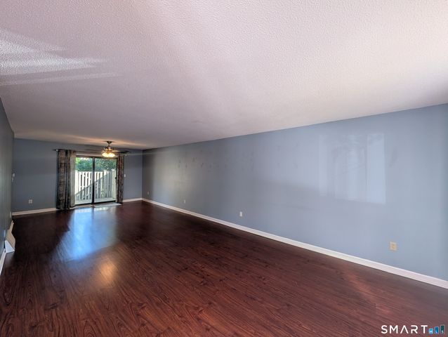 230 Shagbark Drive 230, Derby, CT 06418