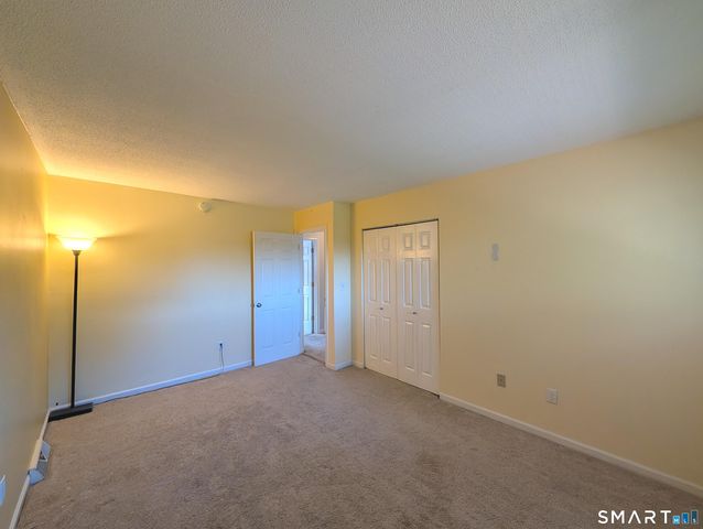 230 Shagbark Drive 230, Derby, CT 06418