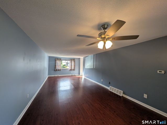 230 Shagbark Drive 230, Derby, CT 06418