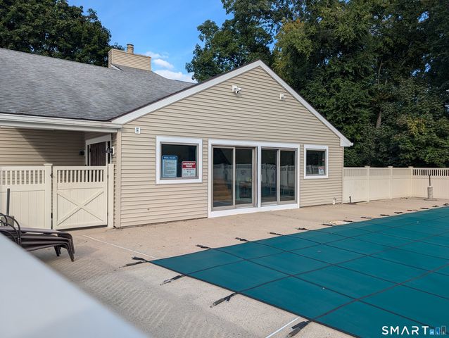 230 Shagbark Drive 230, Derby, CT 06418