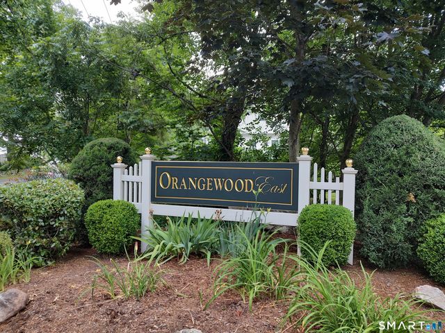 230 Shagbark Drive 230, Derby, CT 06418