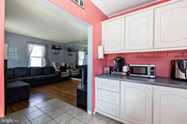 205 FOURTH AVE, Mt Ephraim, NJ 08059