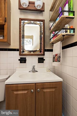 205 FOURTH AVE, Mt Ephraim, NJ 08059