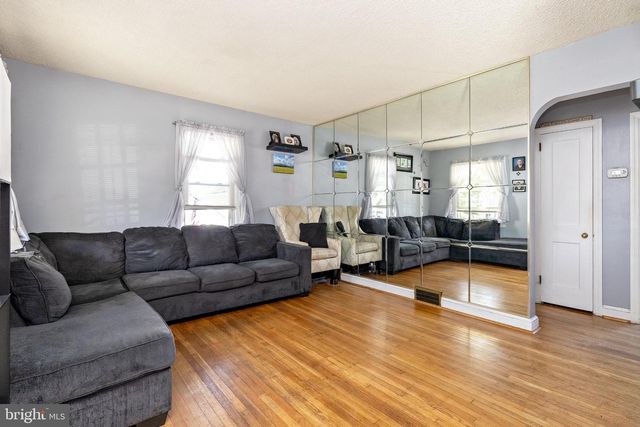 205 FOURTH AVE, Mt Ephraim, NJ 08059