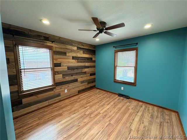 2417 Allentown Road, Sellersburg, IN 47172