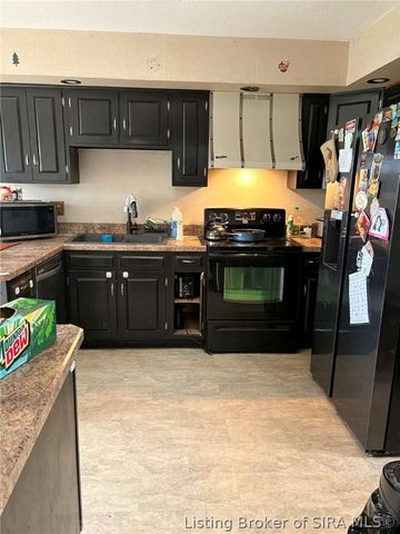 2417 Allentown Road, Sellersburg, IN 47172