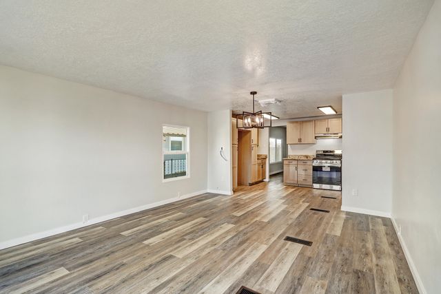 7112 Pan American NE 187, Albuquerque, NM 87109