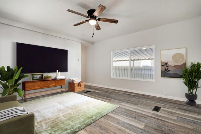 7112 Pan American NE 187, Albuquerque, NM 87109