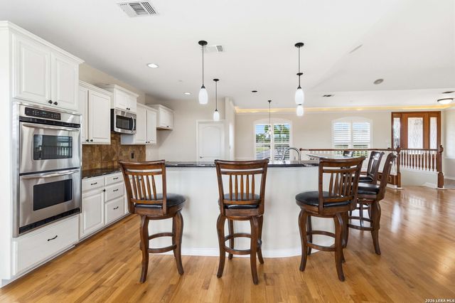 30559 SADDLERIDGE DR, Bulverde, TX 78163