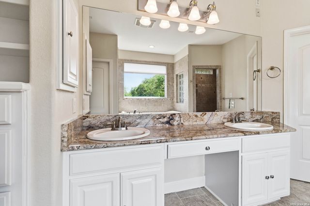 30559 SADDLERIDGE DR, Bulverde, TX 78163