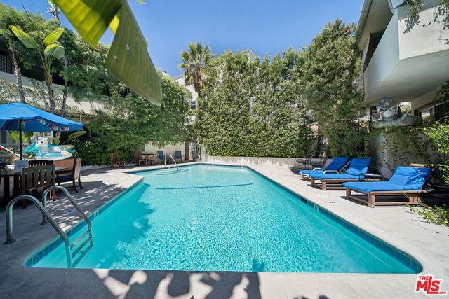 1520 N Hayworth Avenue 3, Los Angeles, CA 90046