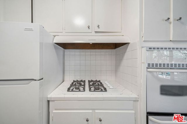 1520 N Hayworth Avenue 3, Los Angeles, CA 90046