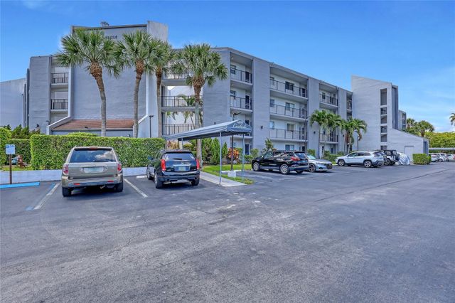 6850 10th Avenue 101, Lake Worth, FL 33467