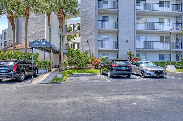 6850 10th Avenue 101, Lake Worth, FL 33467