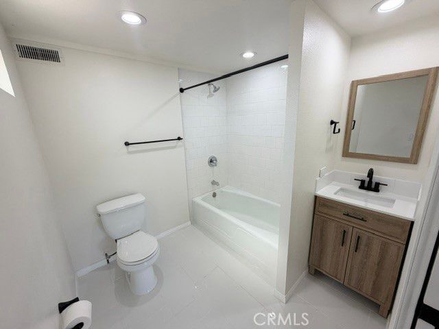 3892 Kenneth, Jurupa Valley, CA 92509