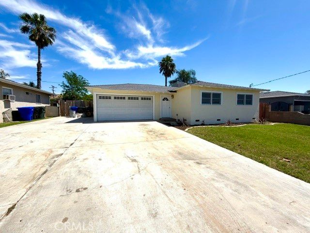 3892 Kenneth, Jurupa Valley, CA 92509