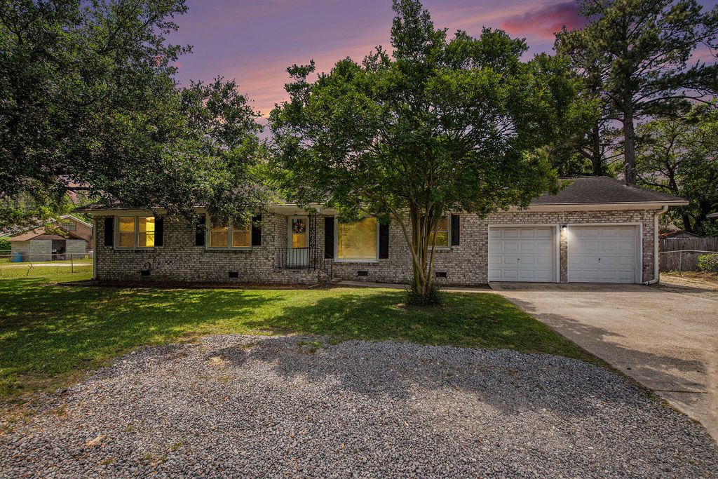 115 Myers Road, Summerville, SC 29486