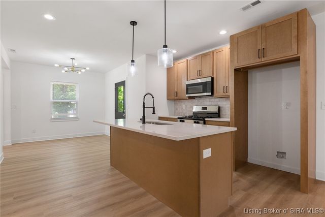 1202 Naghel Street, New Albany, IN 47150