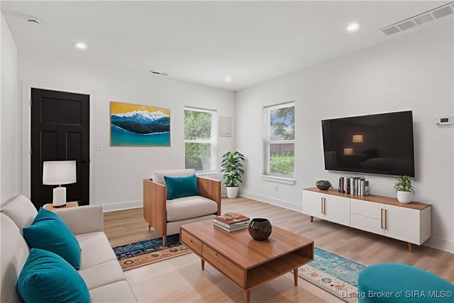 1202 Naghel Street, New Albany, IN 47150