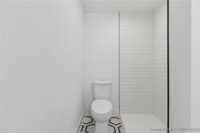 1202 Naghel Street, New Albany, IN 47150