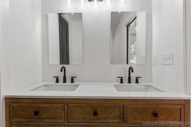 1202 Naghel Street, New Albany, IN 47150