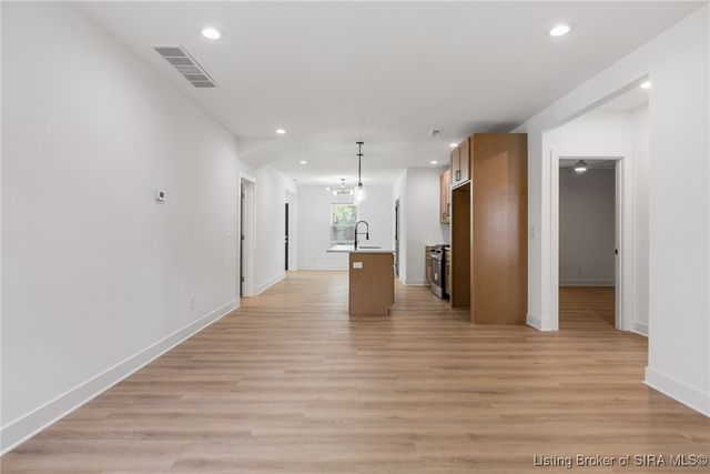 1202 Naghel Street, New Albany, IN 47150