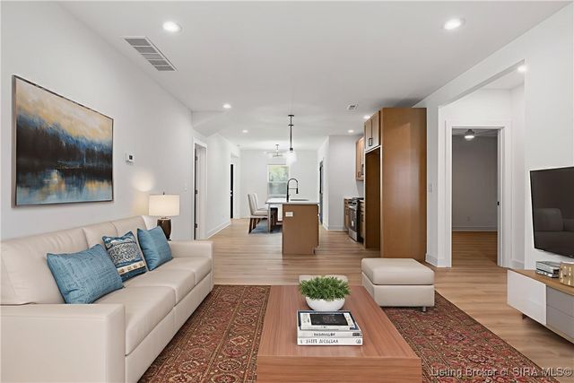 1202 Naghel Street, New Albany, IN 47150