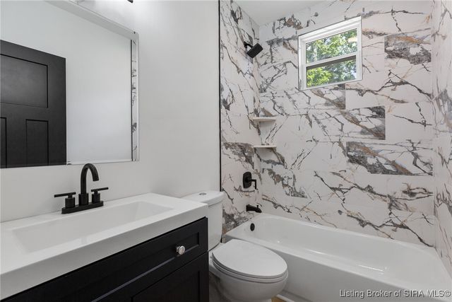 1202 Naghel Street, New Albany, IN 47150