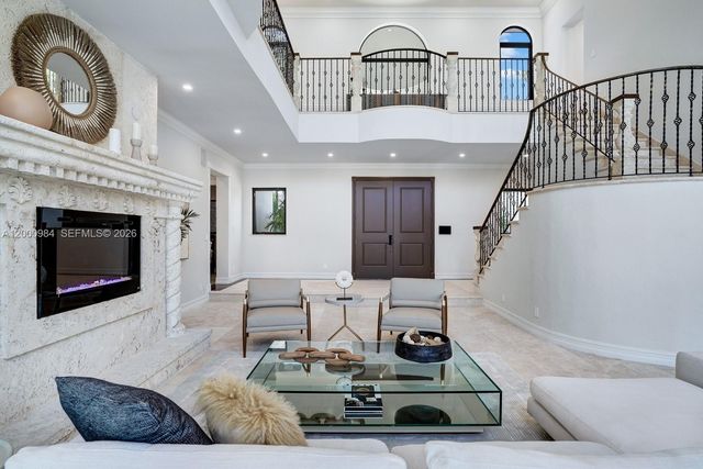 168 Fiesta Way, Fort Lauderdale, FL 33301