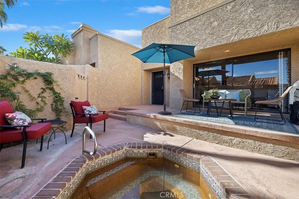 Image 2 of property listing at 73422 Irontree, Palm Desert, CA 92260