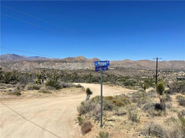 54589 Hoopa Trail, Yucca Valley, CA 92284