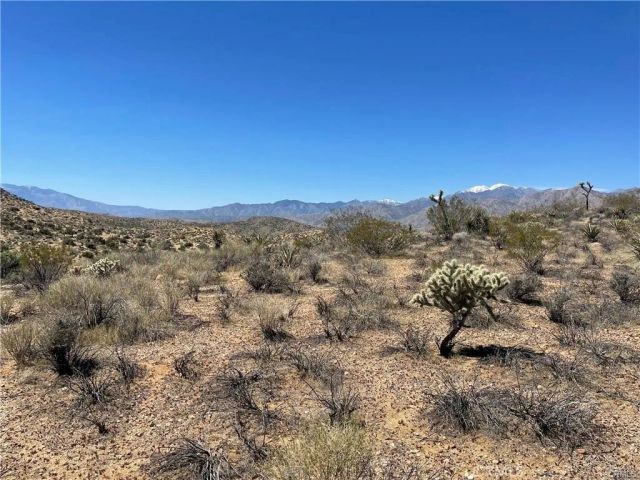 54589 Hoopa Trail, Yucca Valley, CA 92284