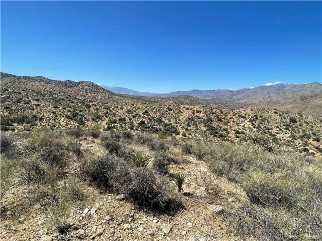 54589 Hoopa Trail, Yucca Valley, CA 92284