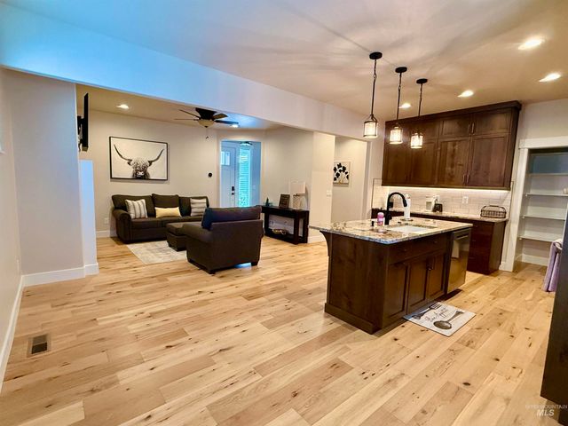 11236 White River St., Caldwell, ID 83605