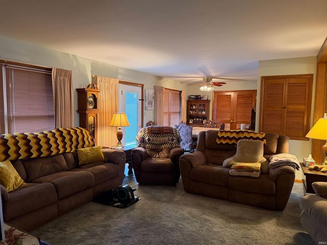 1118 W Water Street, Berne, IN 46711