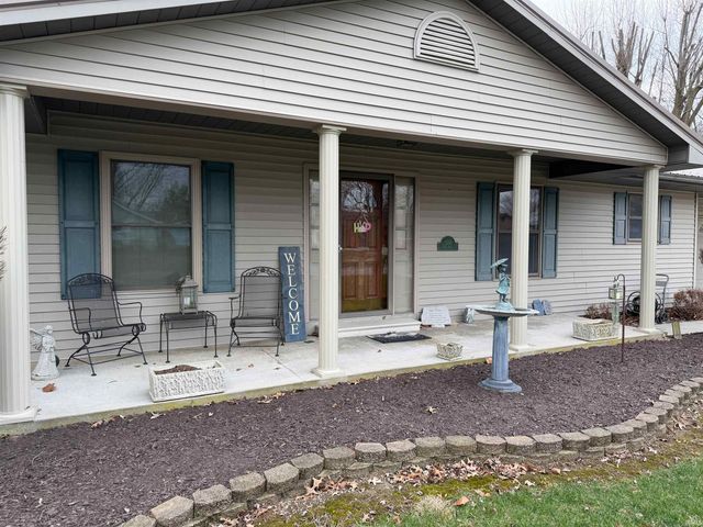 1118 W Water Street, Berne, IN 46711