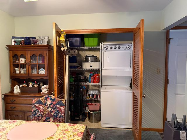 1118 W Water Street, Berne, IN 46711