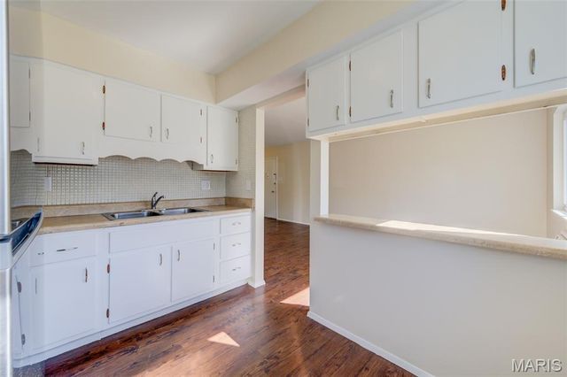 7727 Hazelcrest Drive A, Hazelwood, MO 63042
