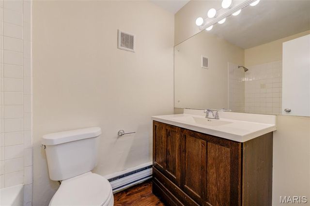 7727 Hazelcrest Drive A, Hazelwood, MO 63042