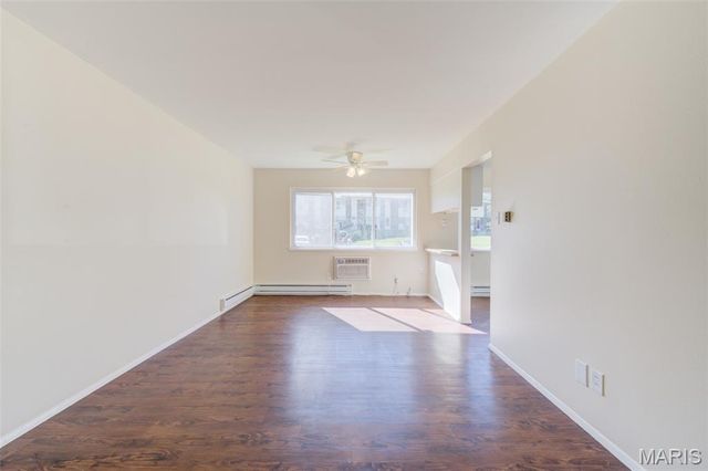 7727 Hazelcrest Drive A, Hazelwood, MO 63042